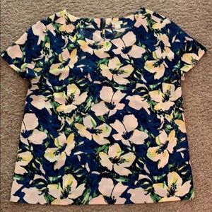 Never worn! J.Crew floral short sleeve top, sz S